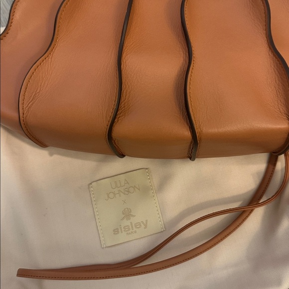 Ulla Johnson X Sisley Adria Pleated Wave Bag in Pecan - Picture 15 of 17